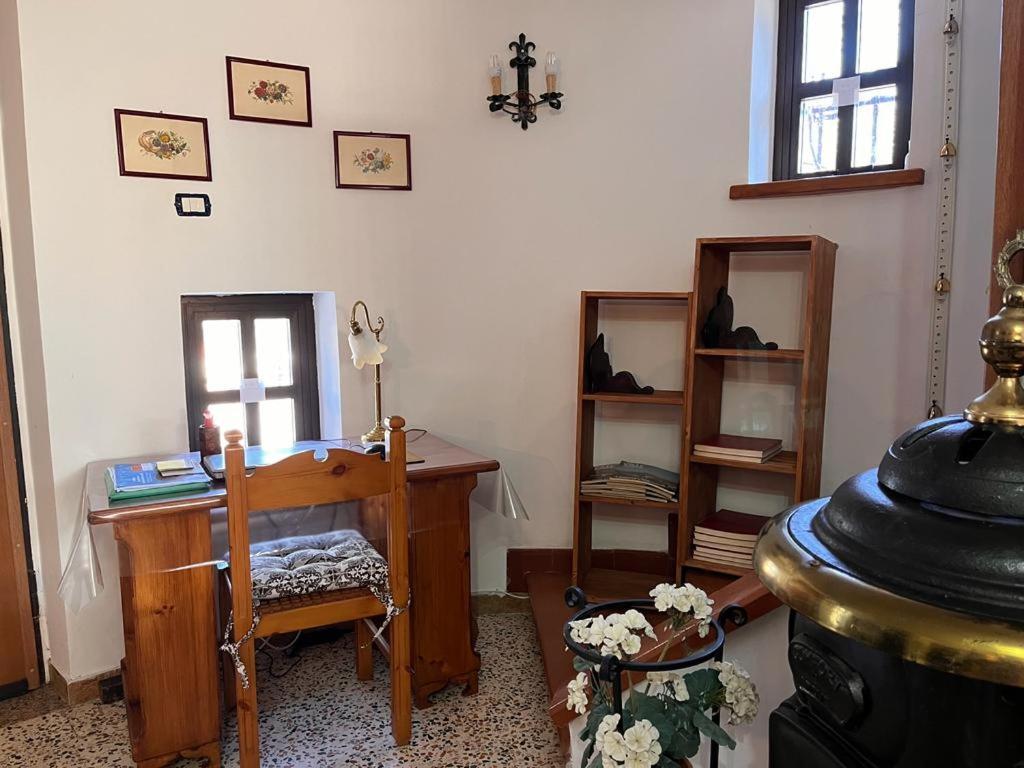 Casa Fra Gli Ulivi Di Giuseppe Guest House Sonnino Exterior photo